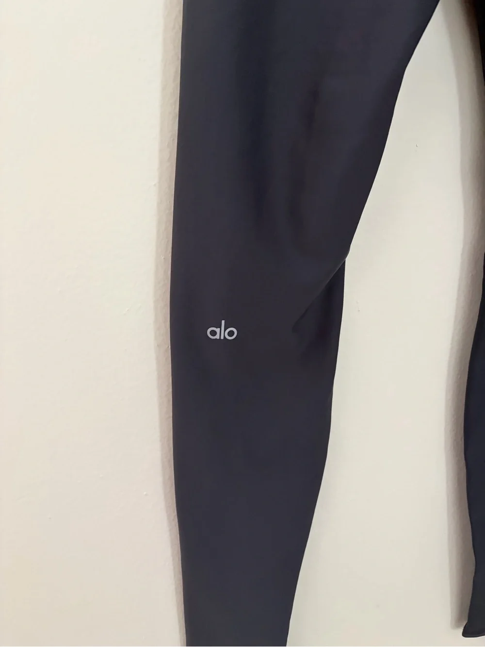 Alo Yoga High-Waist Airlift Suit Up Leggings with Logo Band